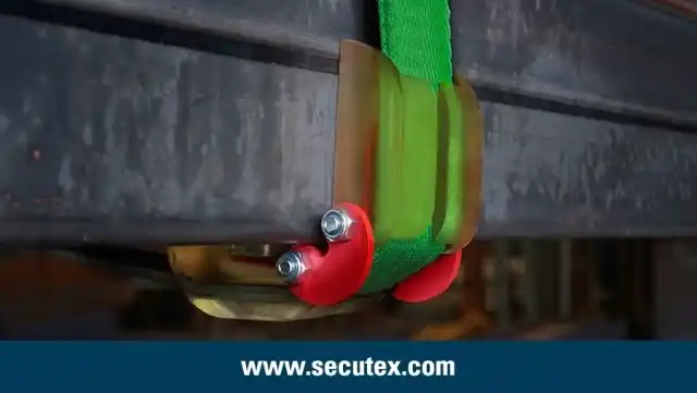 SK-B — Articulated Edge Protector for Webbing Sling (Шарнирный угловой протектор для ленточных стропов SK-B)